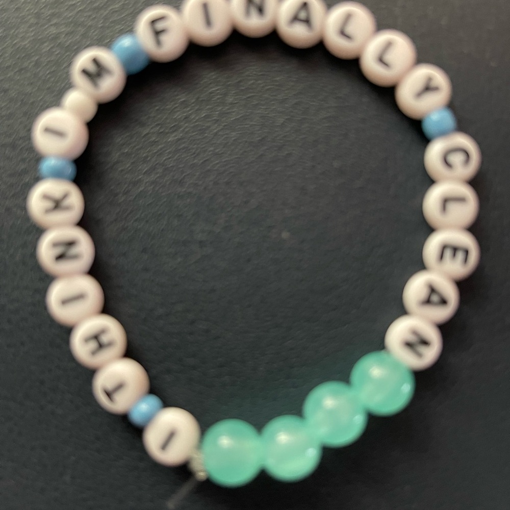 20 Friendship Bracelets for Trading at Taylor Swift Concerts—pack of 20 - Picture 8 of 16
